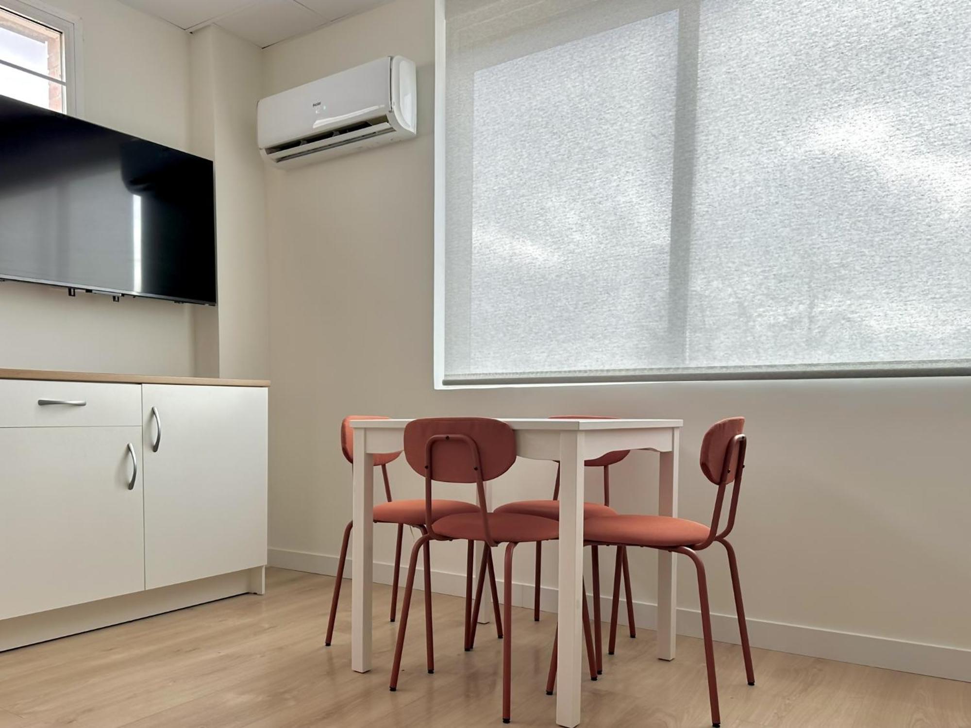 Apartamentos Noviembre Мадрид Экстерьер фото